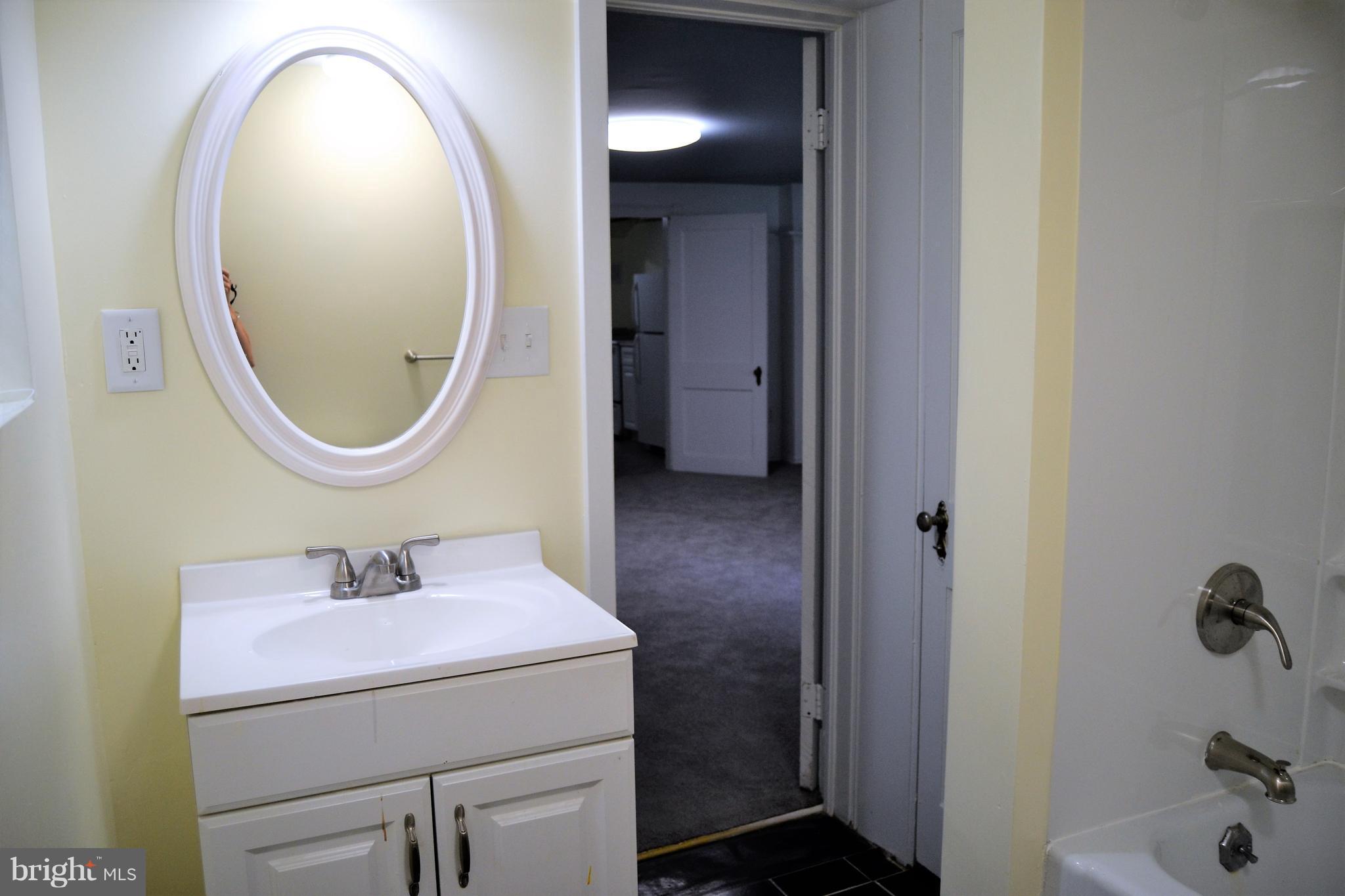 211 Westowne Road Baltimore, MD 21229 - Photo 26 of 30 Full renovated bath