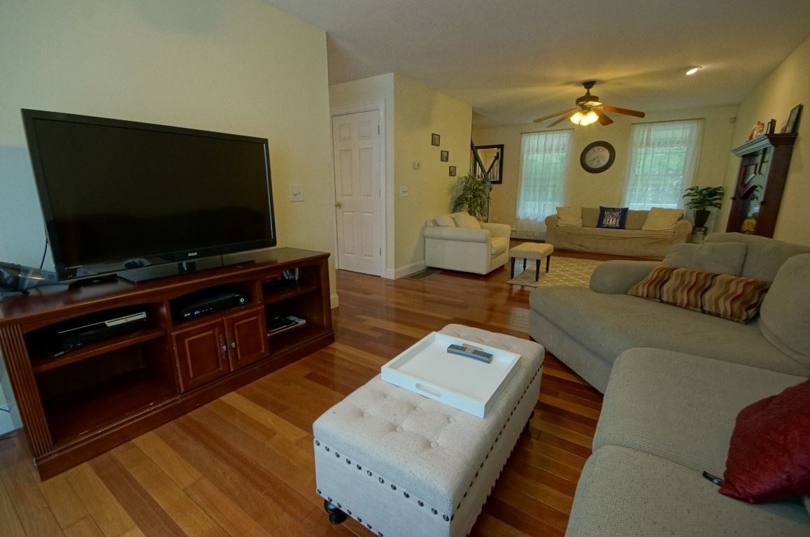 30 Damren Road Derry, NH 03038 - Photo 11 of 36