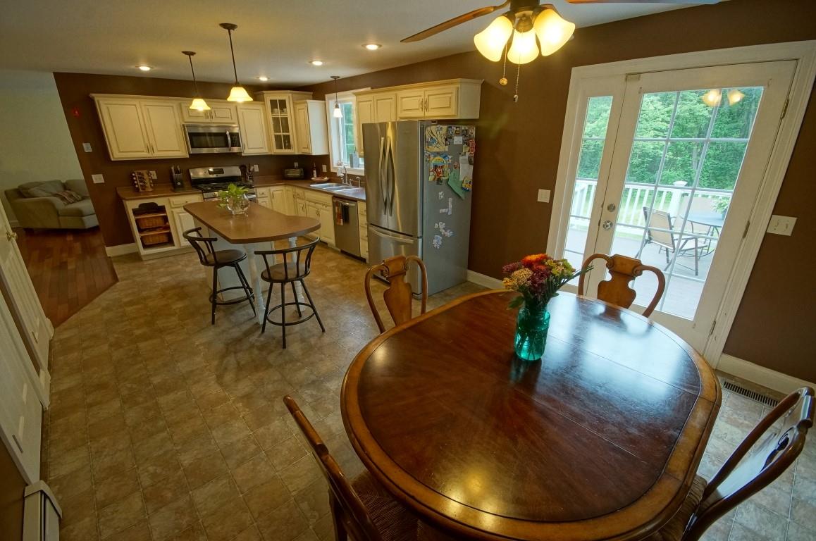 30 Damren Road Derry, NH 03038 - Photo 15 of 36