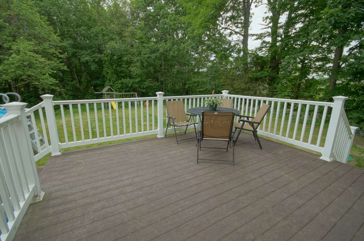 30 Damren Road Derry, NH 03038 - Photo 33 of 36