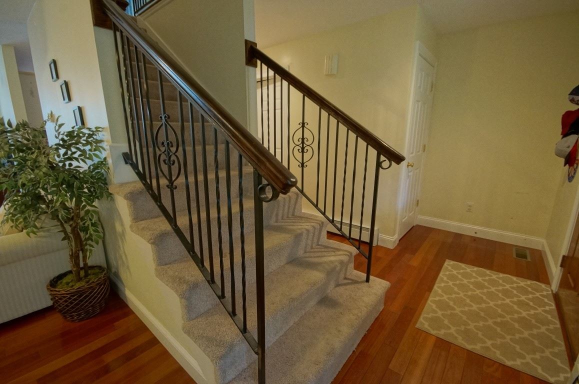 30 Damren Road Derry, NH 03038 - Photo 7 of 36