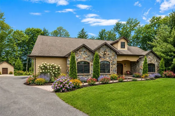$1,649,000 | 19 Blacksburt Court, North Kingstown, RI 02874