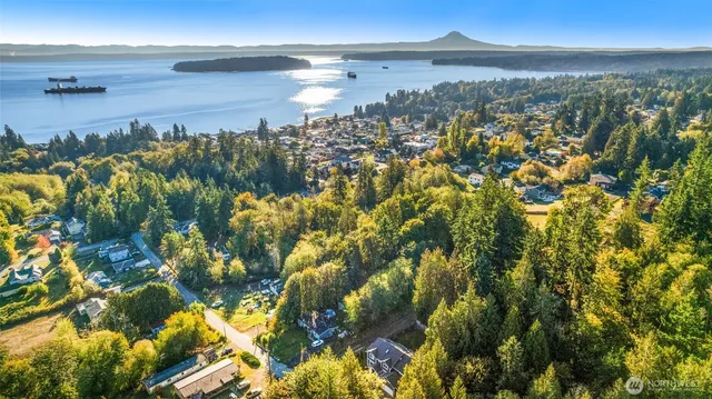 $749,950 | 7368 East Wyoming Street, Port Orchard, WA 98366