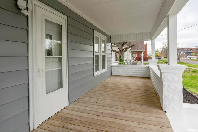 $149,000 | 810 East Main Street, West Frankfort, IL 62896