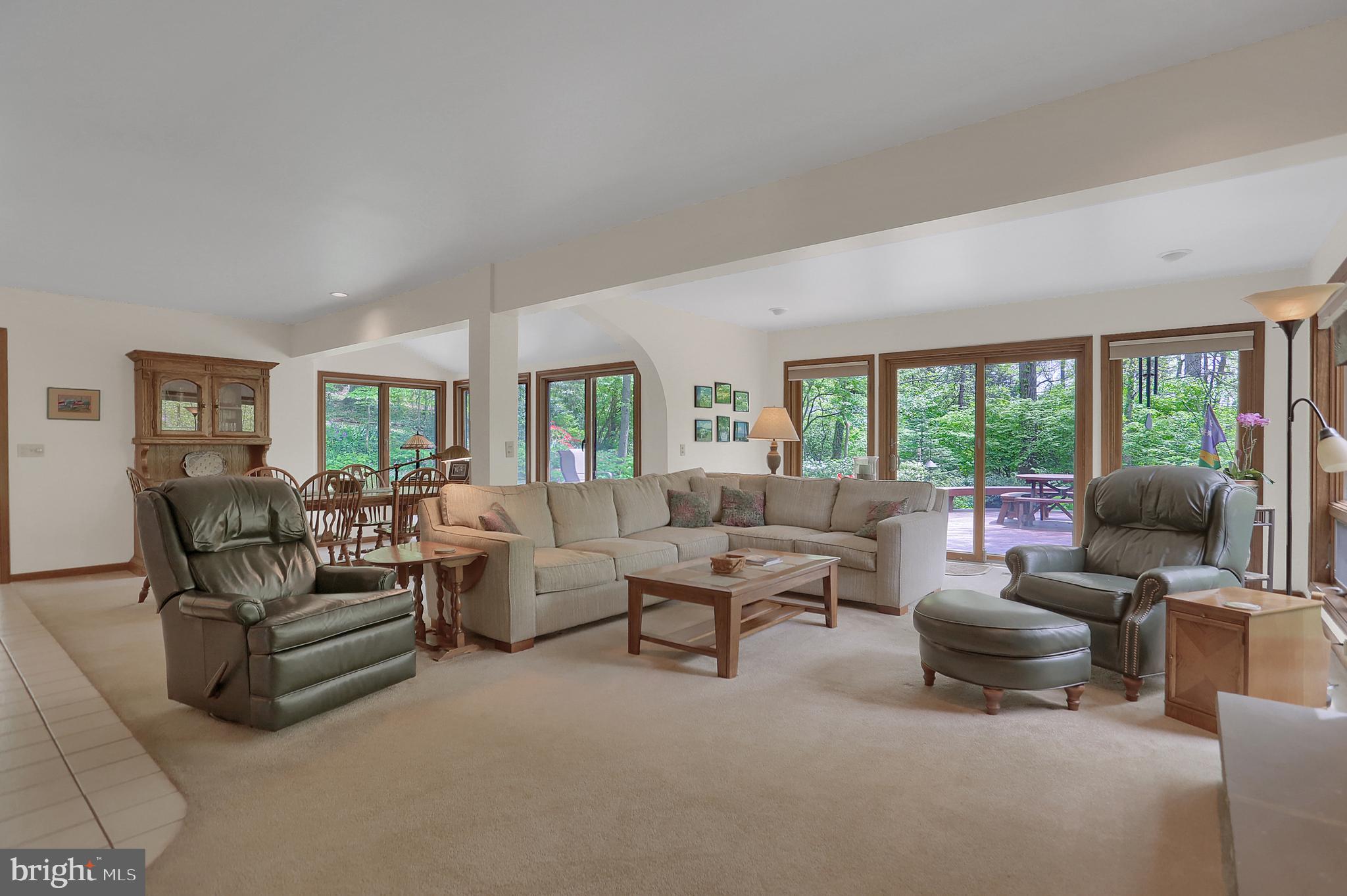 851 Valley Road Lancaster, PA 17601 - Photo 4 of 54 Gallery Image 4
