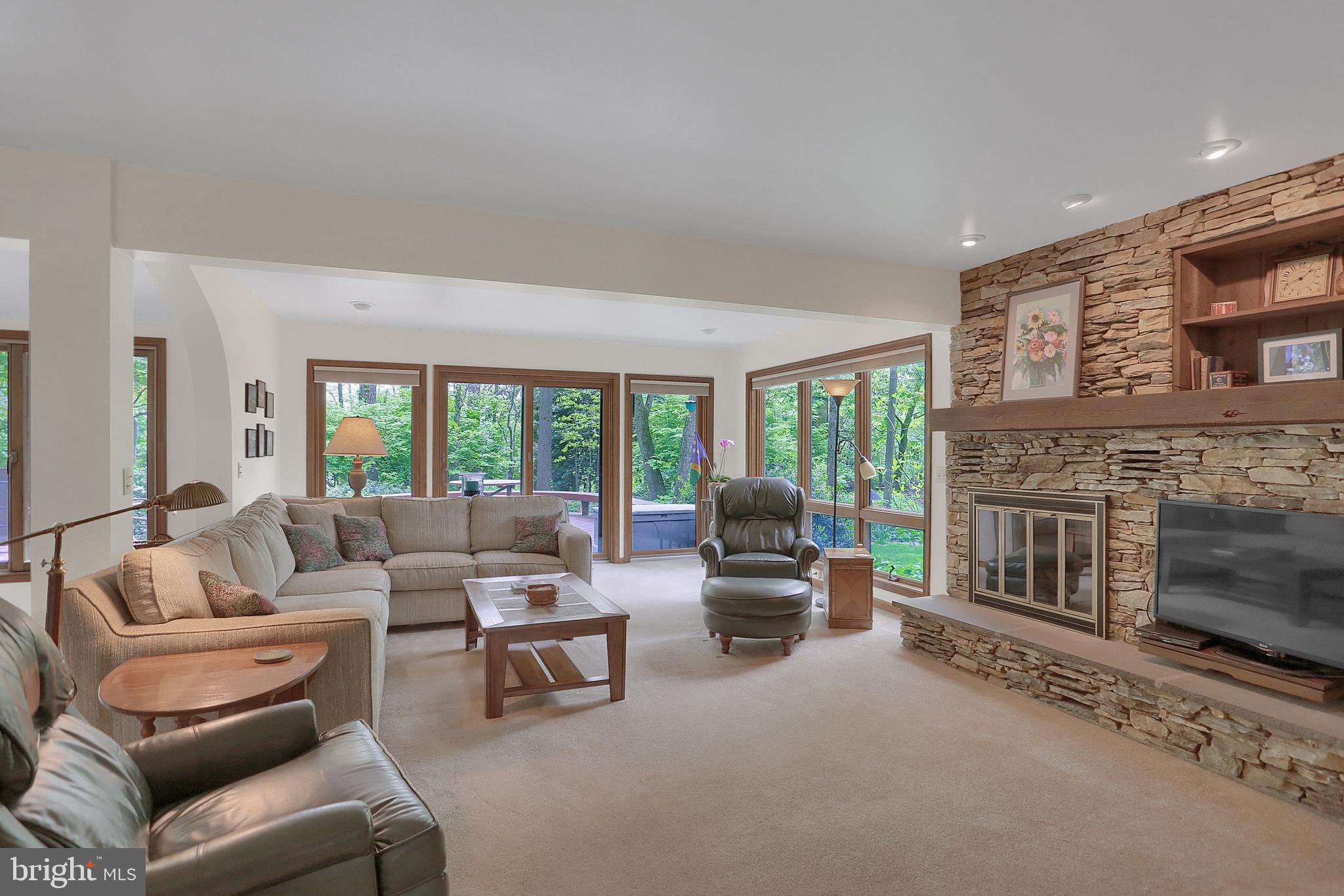 851 Valley Road Lancaster, PA 17601 - Photo 5 of 54 Gallery Image 5