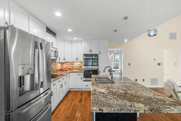 $748,900 | 173 Eastwood Drive, Staunton, VA 24401