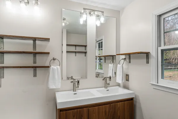 $748,900 | 173 Eastwood Drive, Staunton, VA 24401