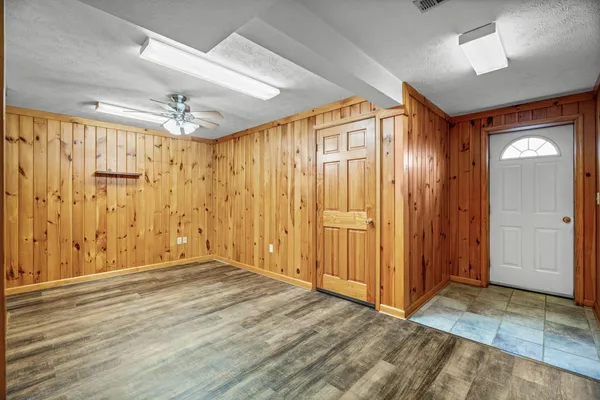 $748,900 | 173 Eastwood Drive, Staunton, VA 24401