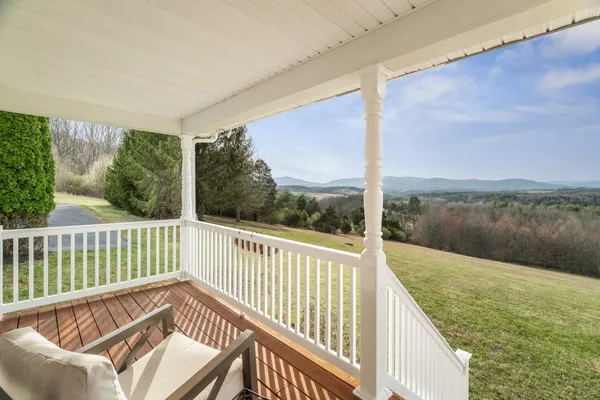 $748,900 | 173 Eastwood Drive, Staunton, VA 24401