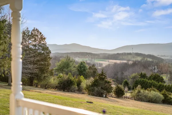 $748,900 | 173 Eastwood Drive, Staunton, VA 24401