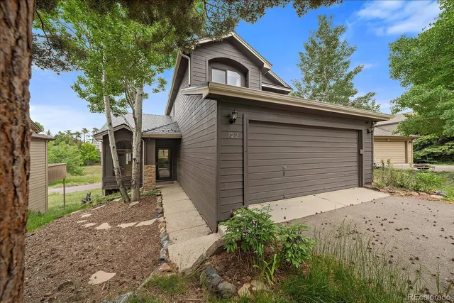 $895,000 | 722 Calgary Way, Golden, CO 80401