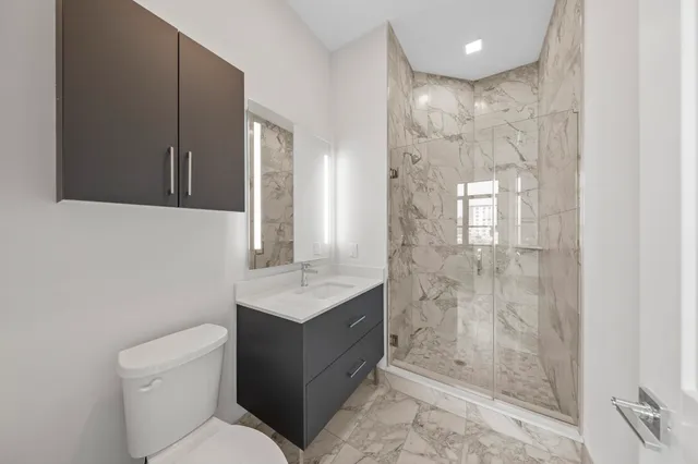 $3,750 | 121 34th Street, Unit 303, Union City, NJ 07087