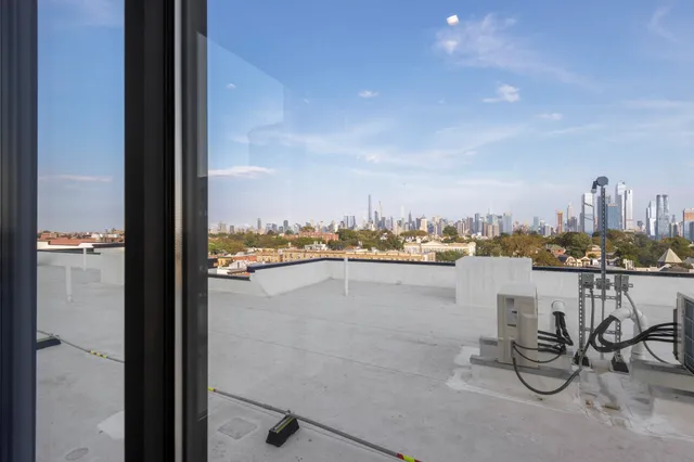 $3,750 | 121 34th Street, Unit 303, Union City, NJ 07087