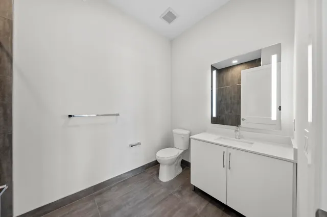 $3,750 | 121 34th Street, Unit 303, Union City, NJ 07087