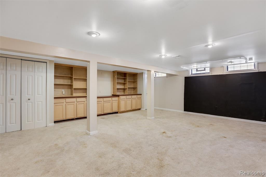 22644 Shadowpine Way Novi, MI 48375 - Photo 23 of 32 Gallery Image 23