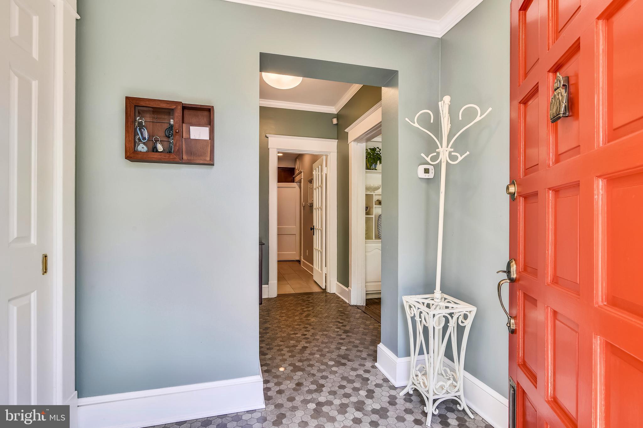 209 West Myrtle Street Alexandria, VA 22301 - Photo 5 of 57 Mudroom