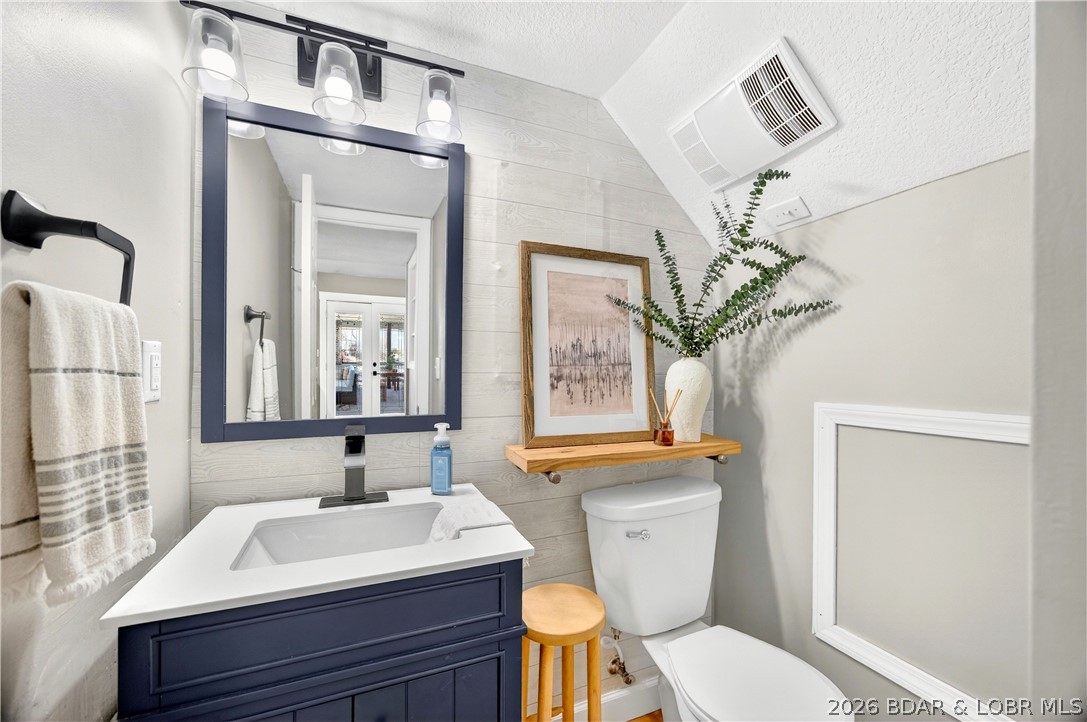 895 Lucy Road Lake Ozark, MO 65049 - Photo 21 of 68