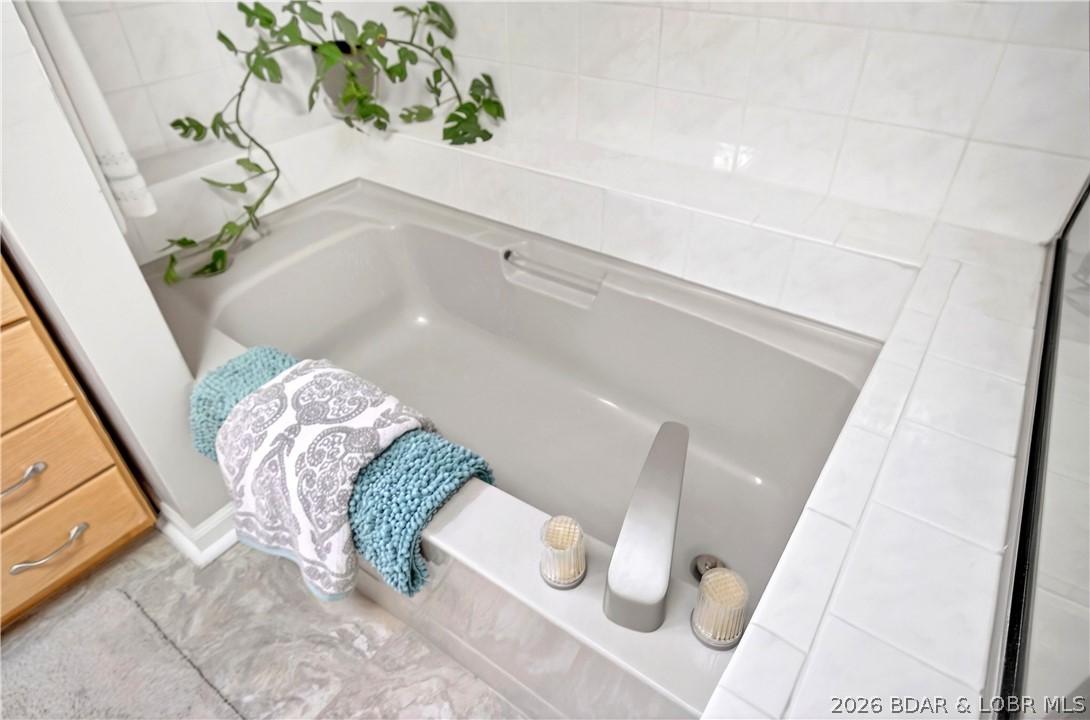 895 Lucy Road Lake Ozark, MO 65049 - Photo 27 of 68