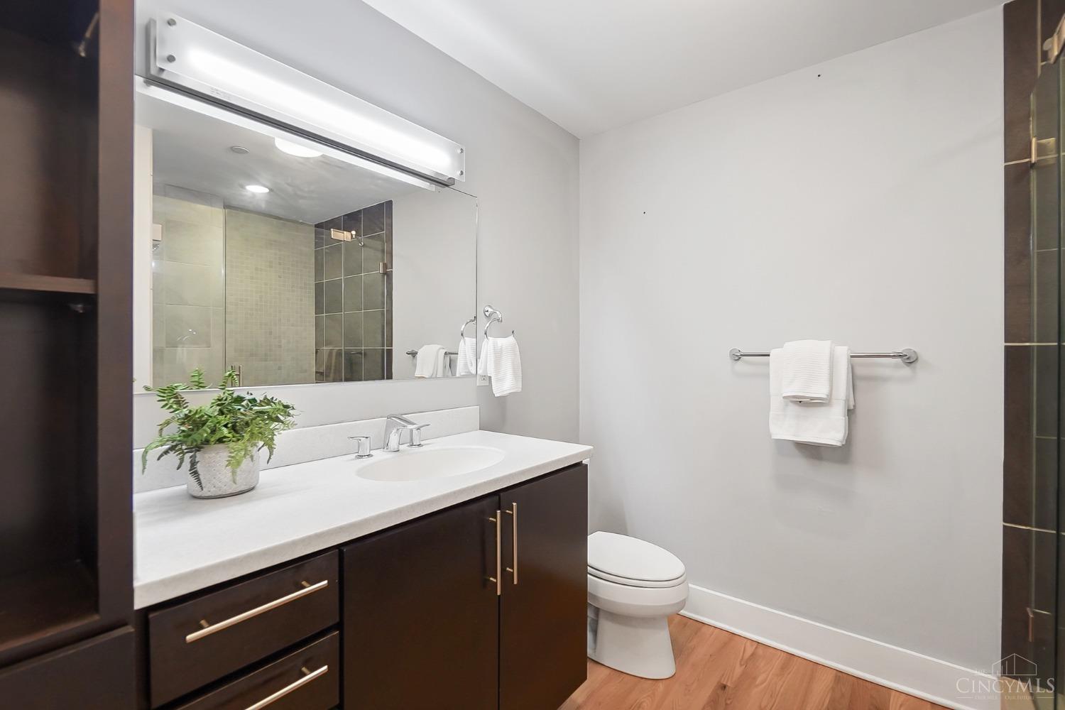 23 Mercer Street, Unit 1 Cincinnati, OH 45202 - Photo 26 of 31