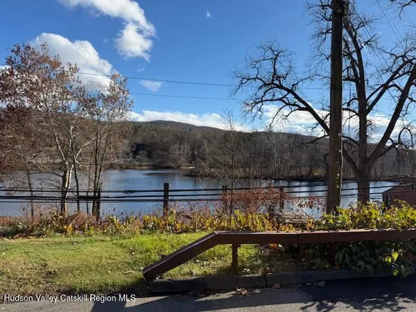 $2,750 | 19 Purvis Street, Kingston, NY 12401