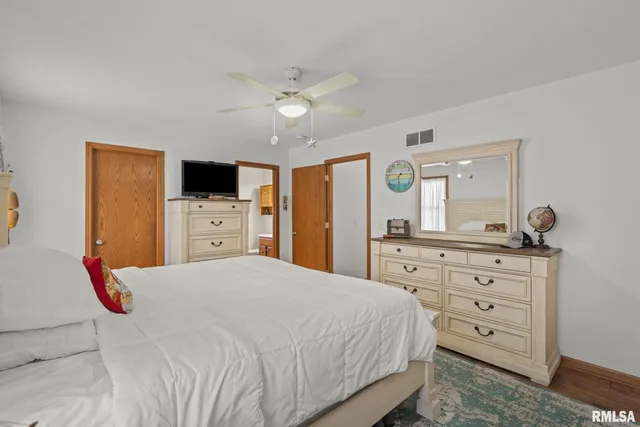 $320,999 | 973 17th Avenue, Silvis, IL 61282