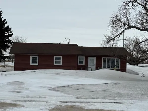 $289,900 | 7953 180th Avenue Southeast, Wahpeton, ND 58075