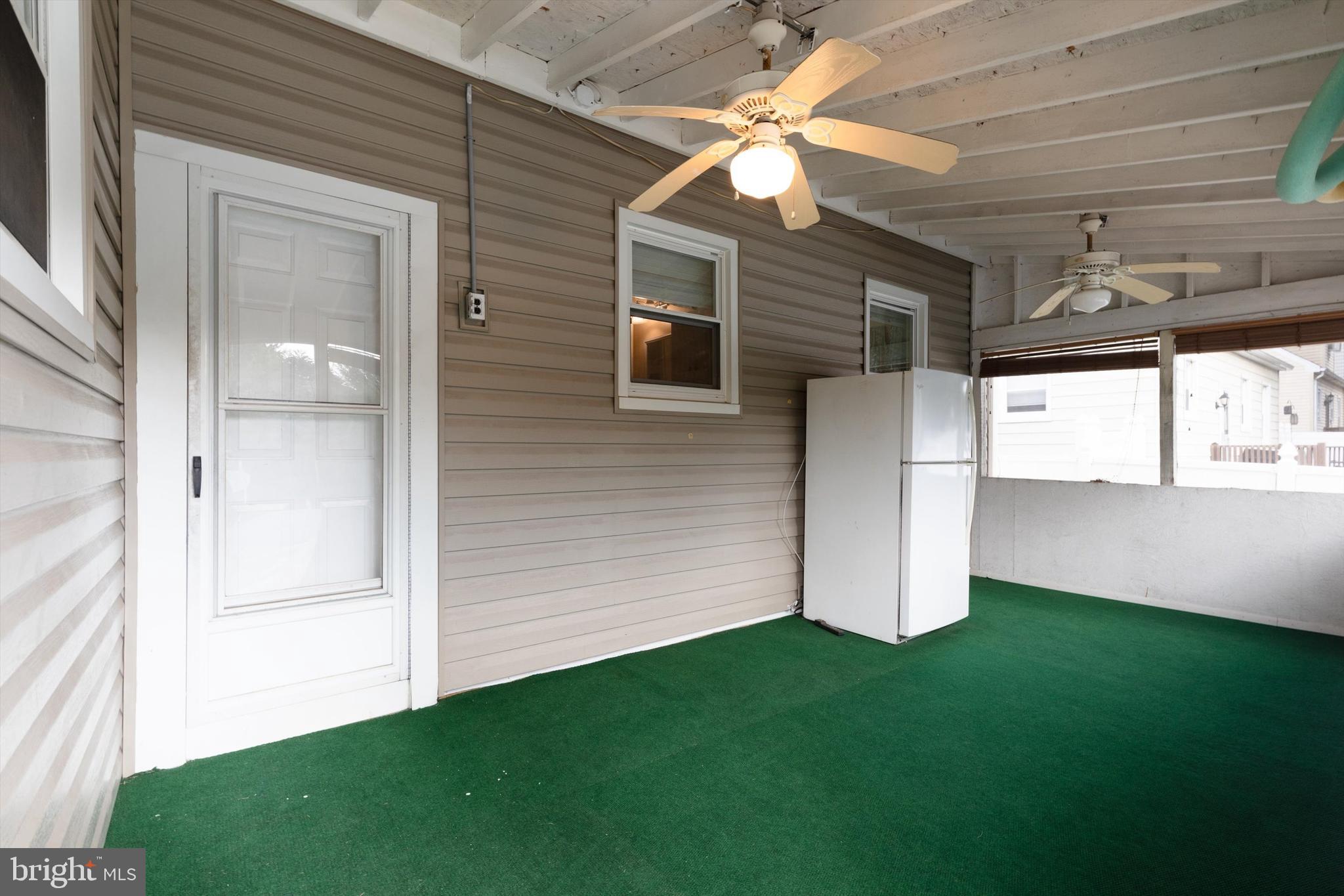 408 Magnolia Road Glen Burnie, MD 21061 - Photo 29 of 36