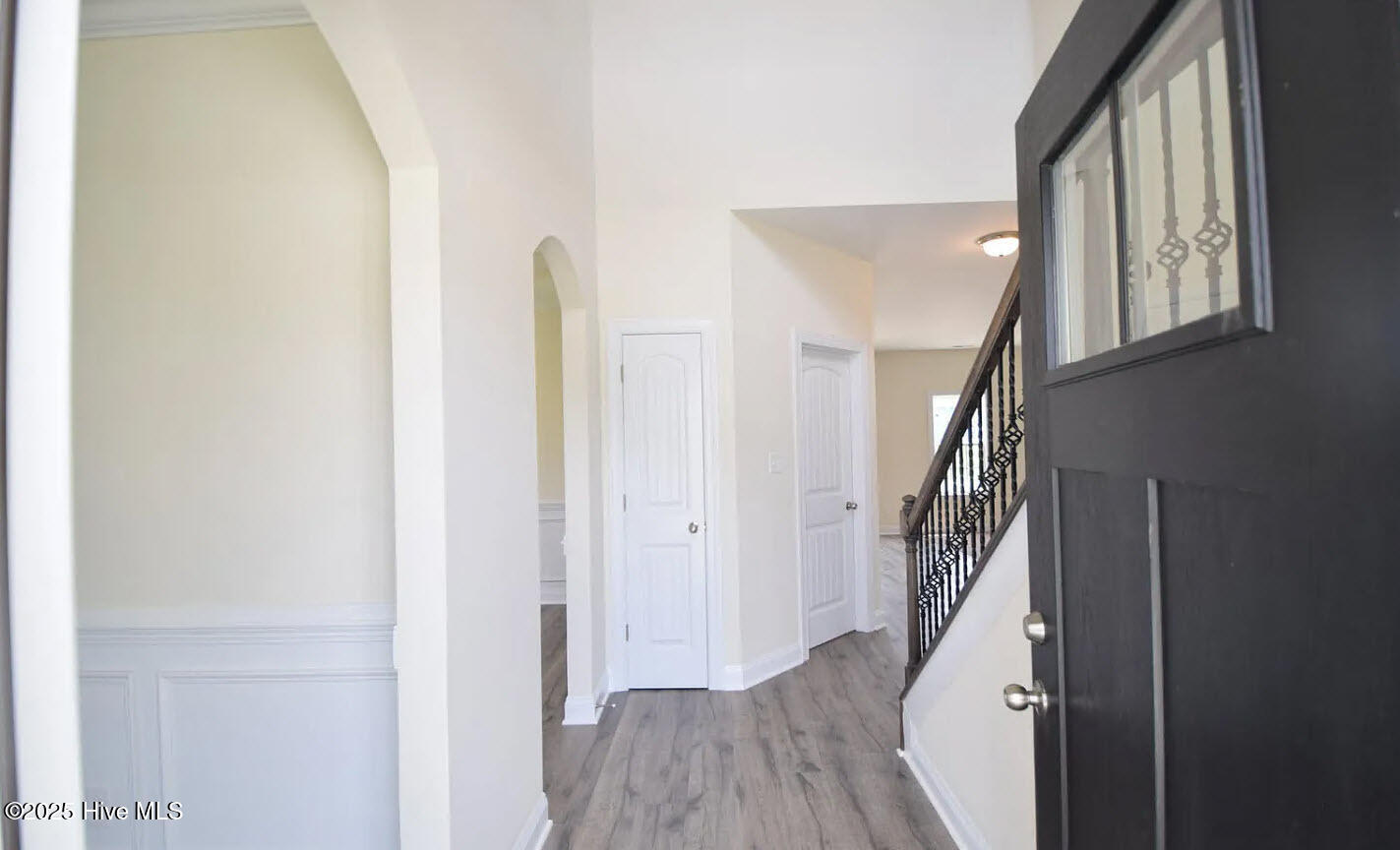 2905 Betty Gresham Lane New Bern, NC 28562 - Photo 11 of 18 foyer