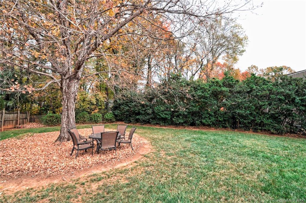 4101 Sharon View Road Charlotte, NC 28226 - Photo 3 of 24