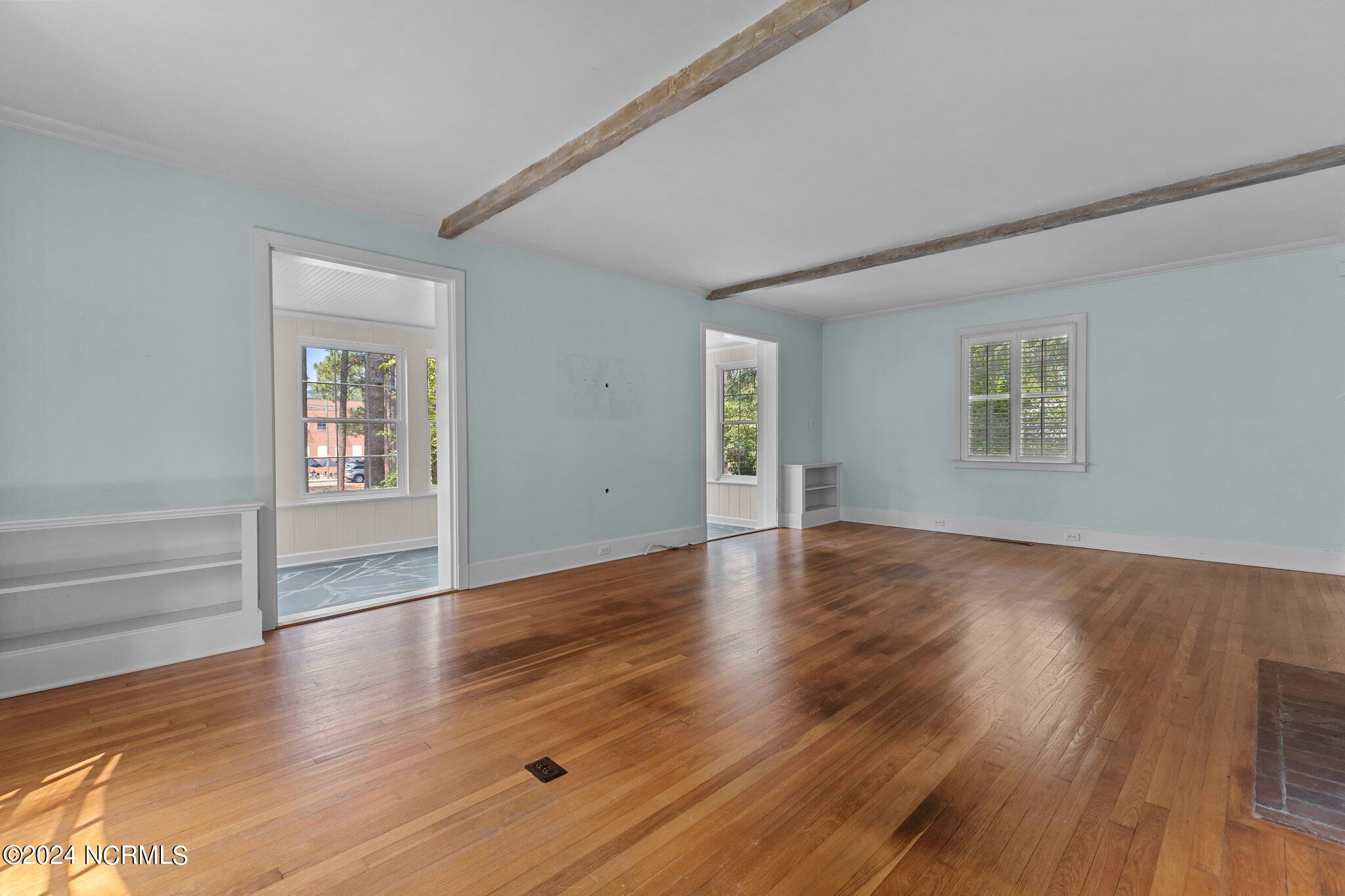 170 South Ridge Street Southern Pines, NC 28387 - Photo 6 of 37 22-web-or-mls-707A9463