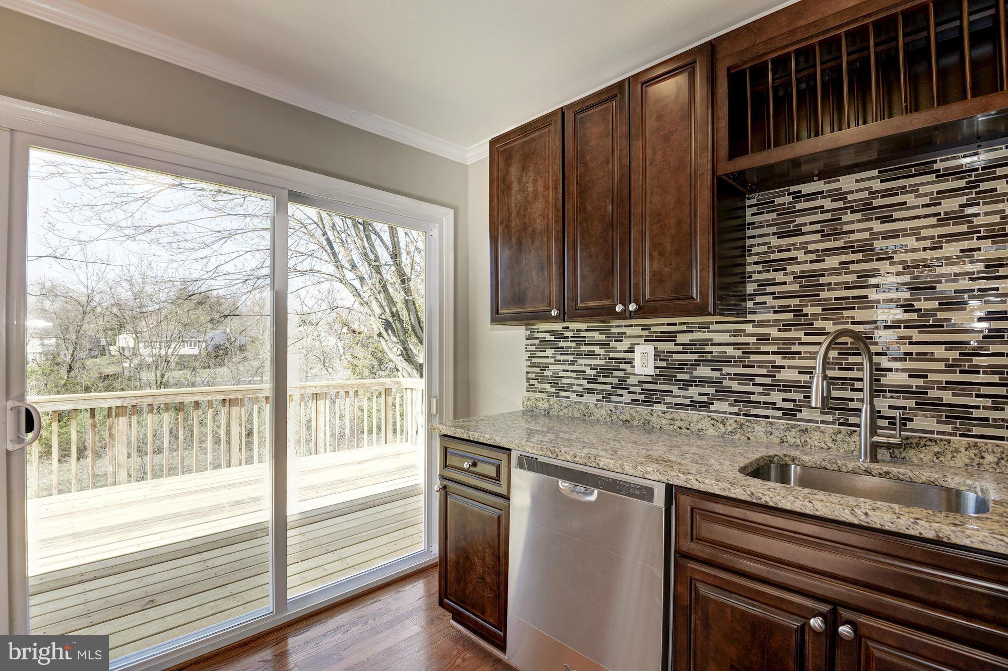 623 West Poplar Road Sterling, VA 20164 - Photo 12 of 30 Kitchen