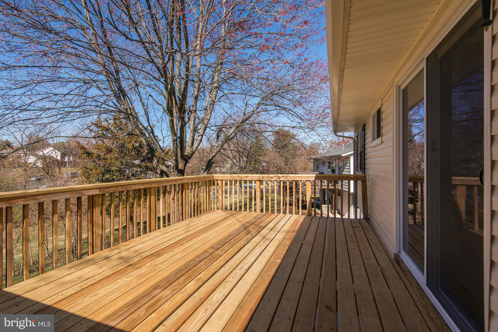 623 West Poplar Road Sterling, VA 20164 - Photo 24 of 30 Deck