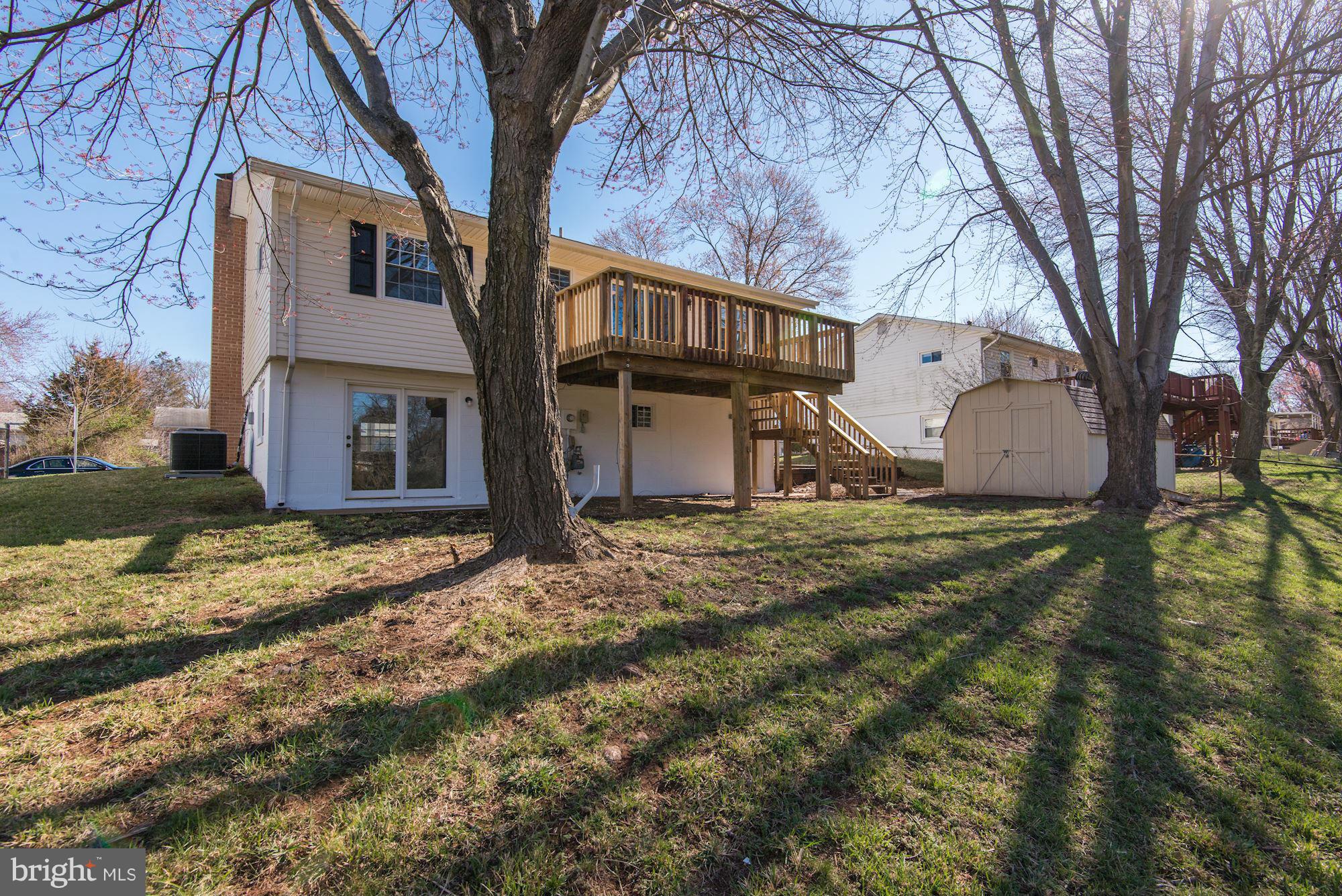 623 West Poplar Road Sterling, VA 20164 - Photo 28 of 30 Exterior (Rear)