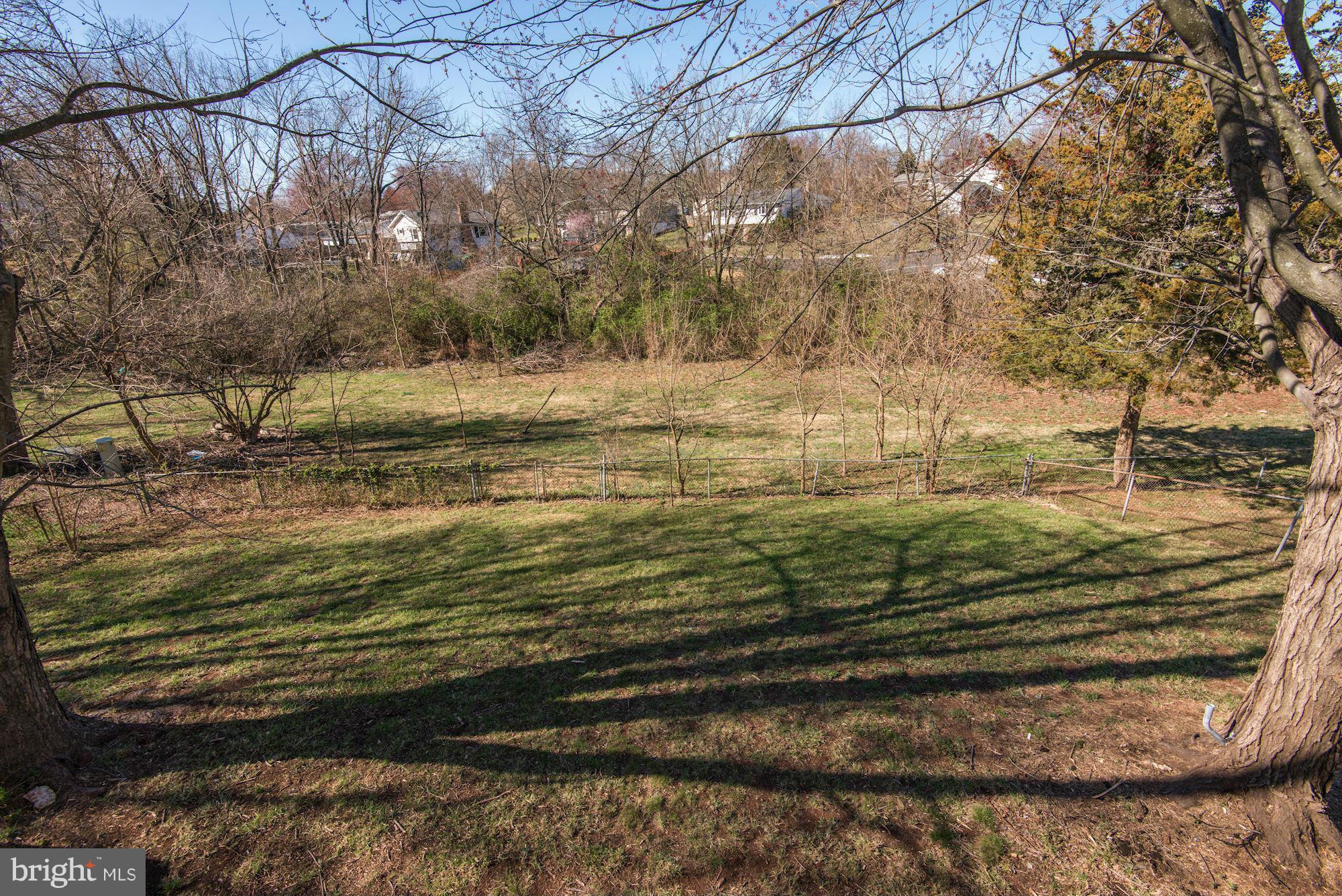 623 West Poplar Road Sterling, VA 20164 - Photo 29 of 30 Exterior (Rear)