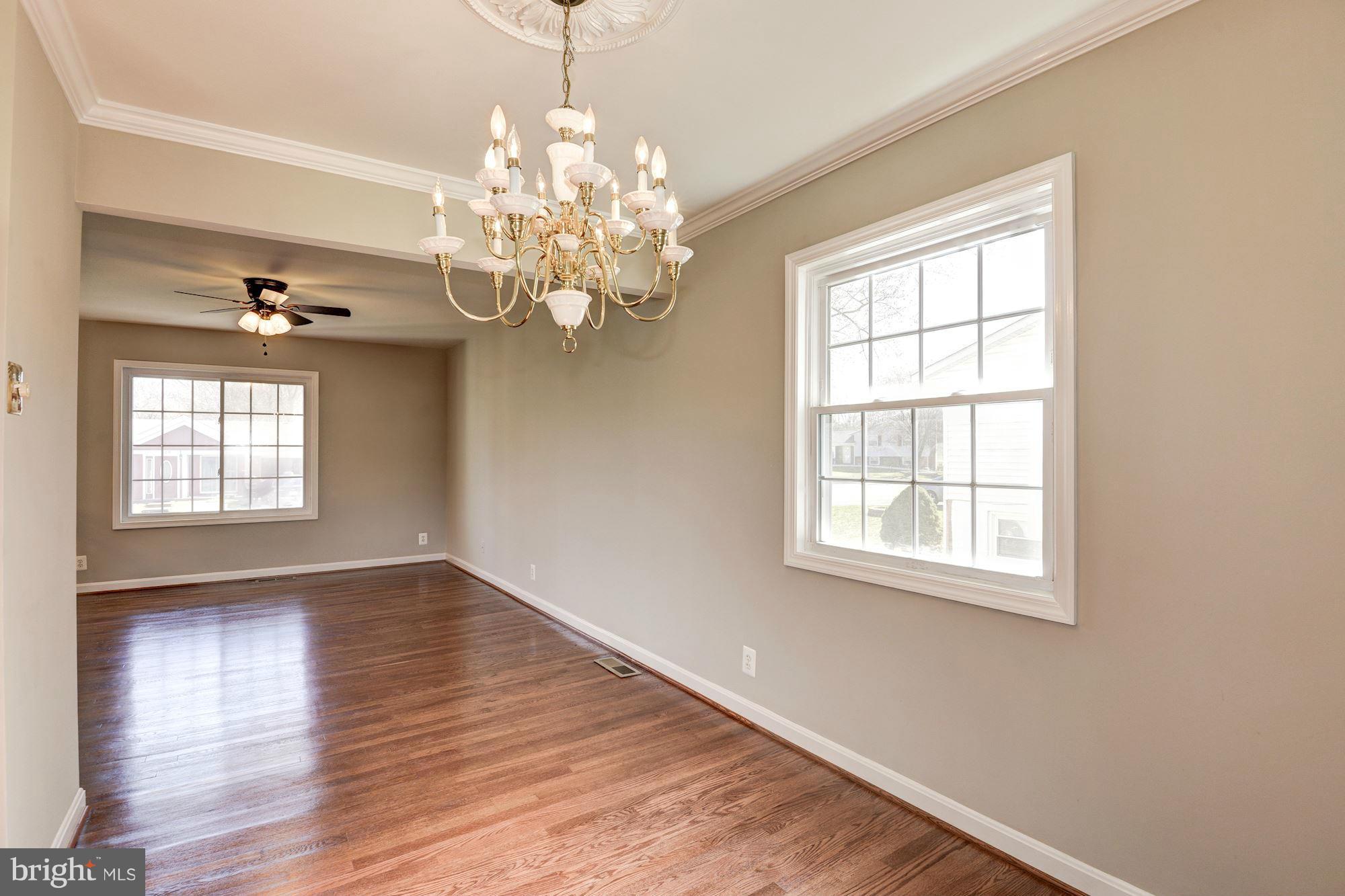 623 West Poplar Road Sterling, VA 20164 - Photo 6 of 30 Dining Room