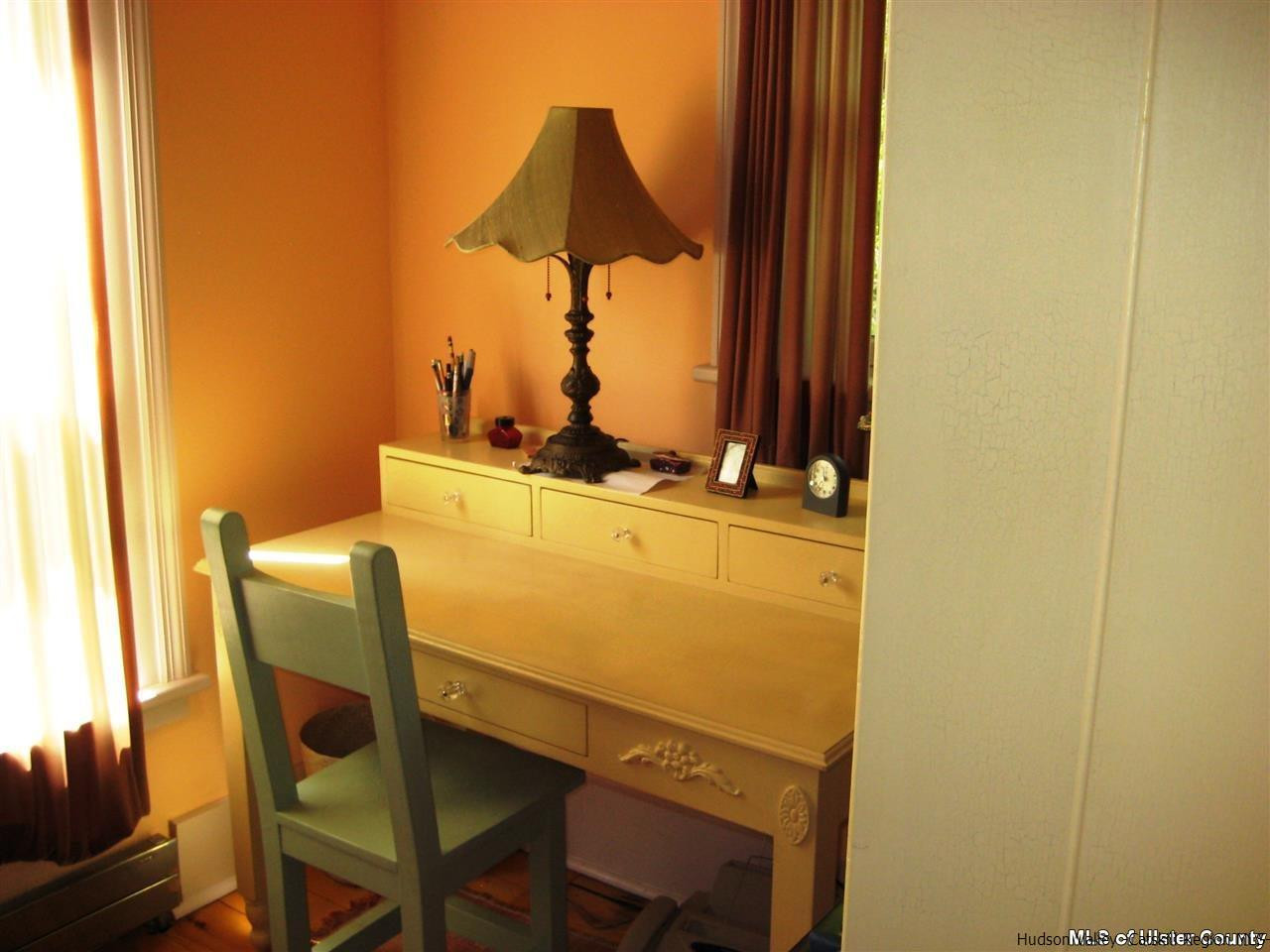 17 Cross Patch Road Woodstock, NY 12495 - Photo 15 of 35 a dining room with furniture and a window