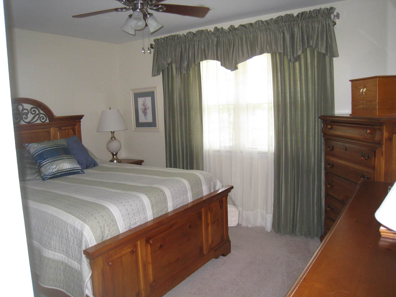 2617 Sharmar Road Roanoke, VA 24018 - Photo 21 of 36 Bedroom