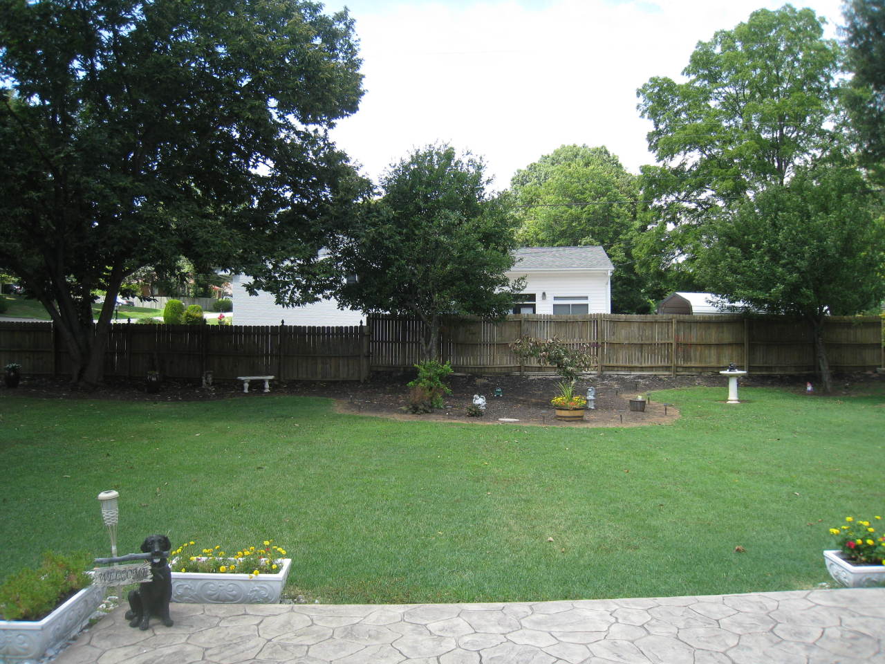 2617 Sharmar Road Roanoke, VA 24018 - Photo 29 of 36 Level fenced back yard