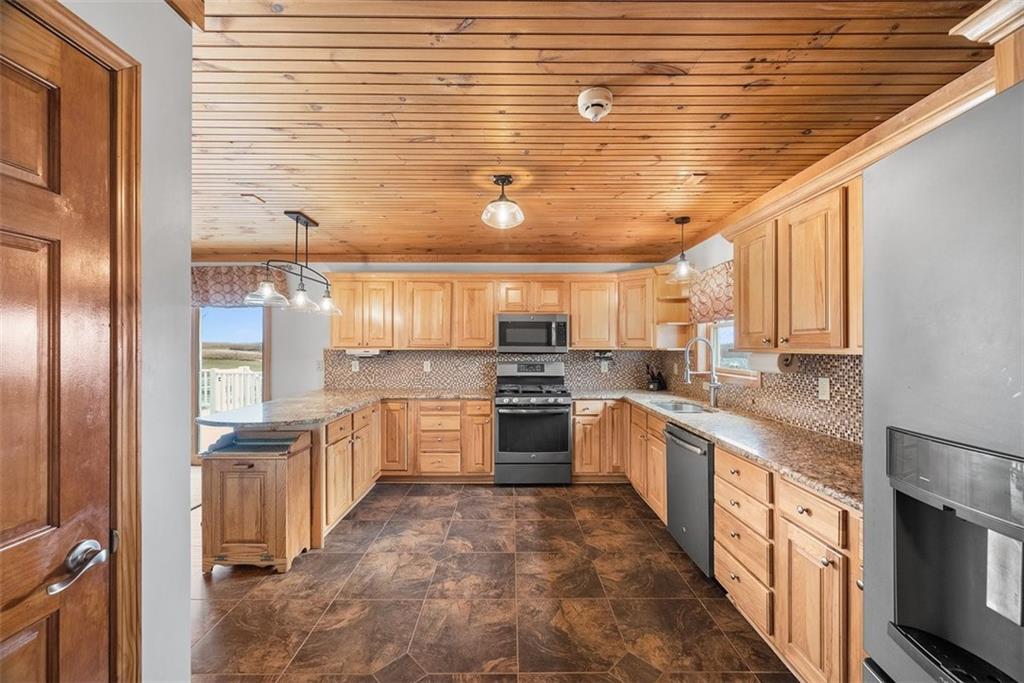 1219 Prospect Road Prospect, PA 16052 - Photo 4 of 44 Well-designed kitchen