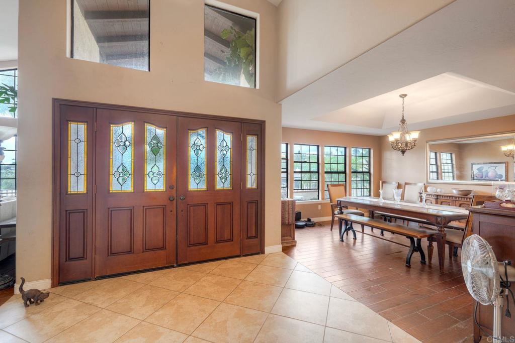 1817 Queens Way Vista, CA 92084 - Photo 12 of 61