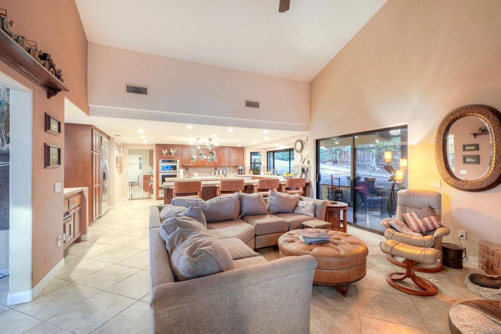 1817 Queens Way Vista, CA 92084 - Photo 24 of 61