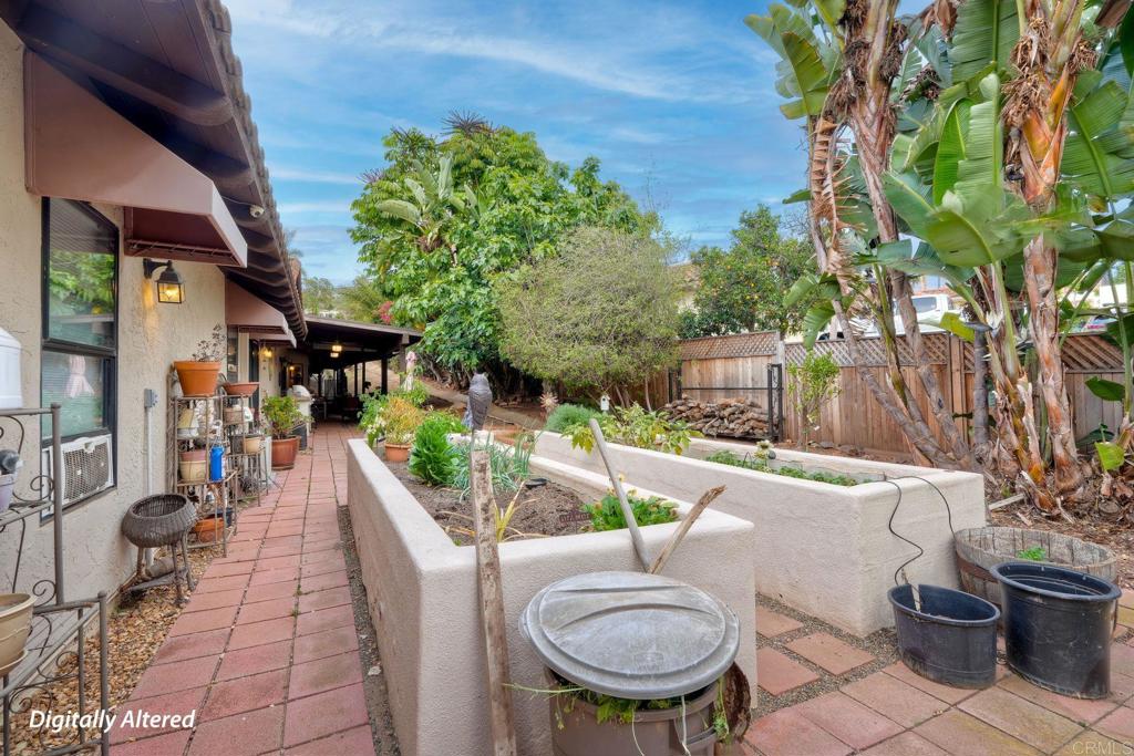 1817 Queens Way Vista, CA 92084 - Photo 42 of 61