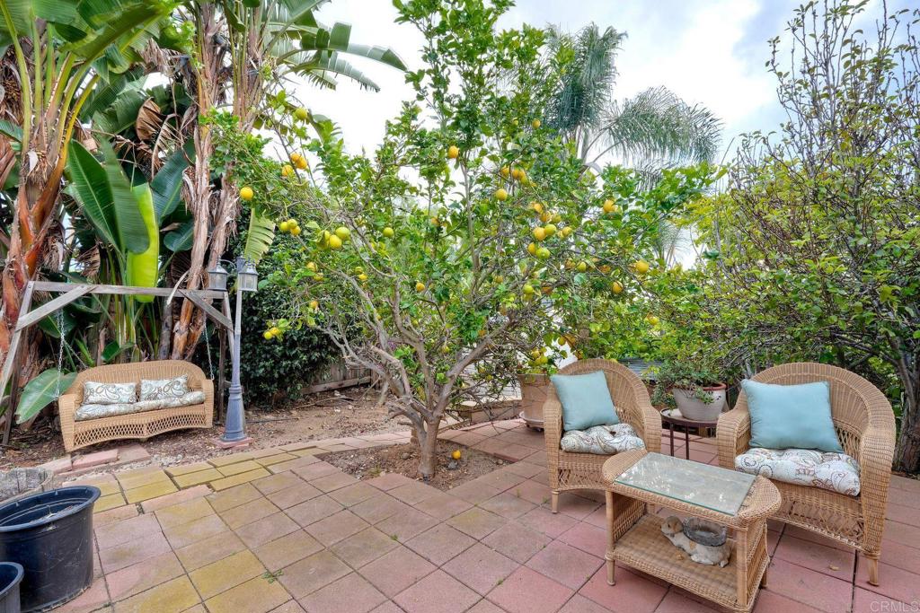 1817 Queens Way Vista, CA 92084 - Photo 45 of 61
