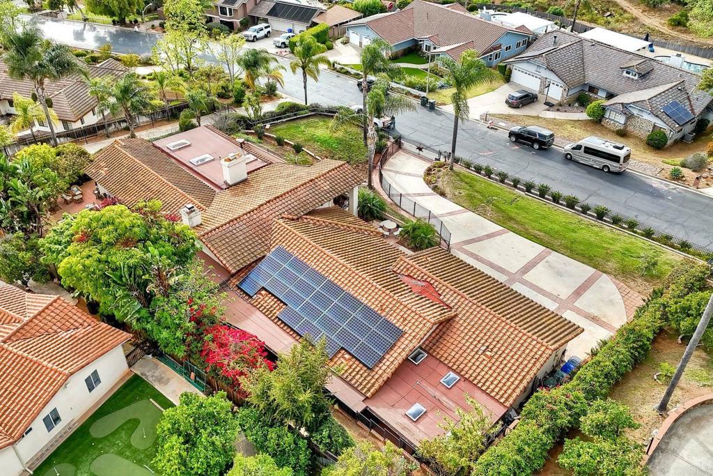 1817 Queens Way Vista, CA 92084 - Photo 53 of 61