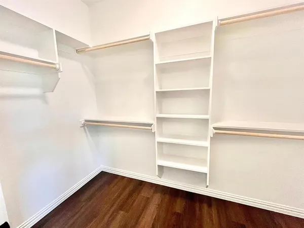 $1,735 | 327-329 East Nelson Street, Unit 329, Denison, TX 75021