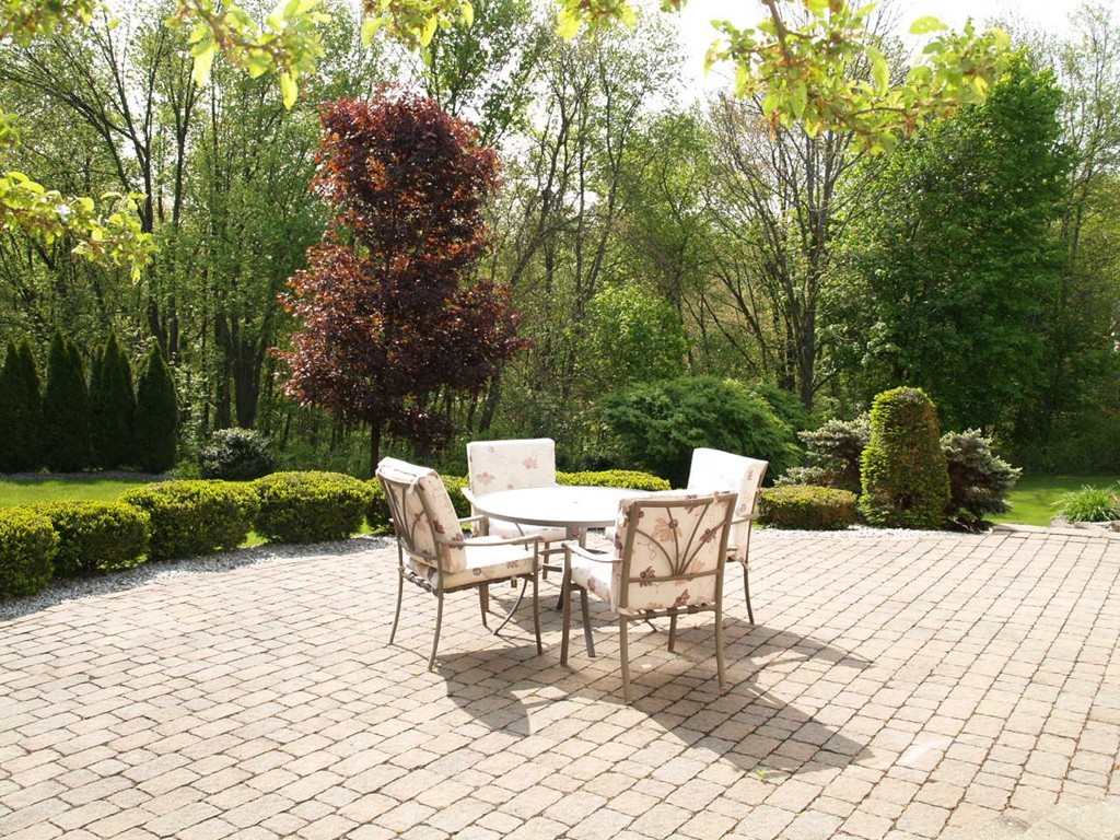 148 Boston Road Chelmsford, MA 01824 - Photo 4 of 22