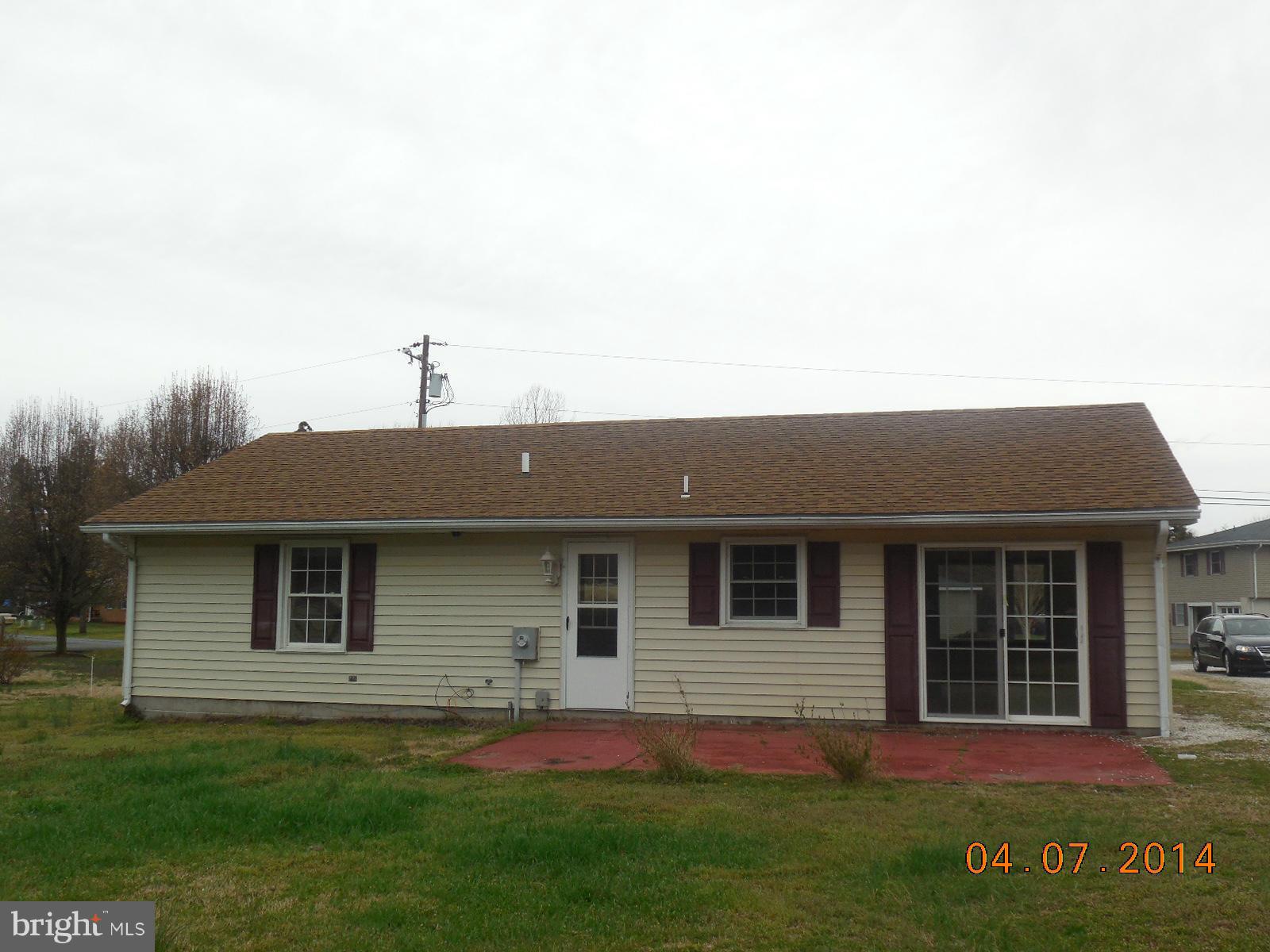Exterior (Rear)