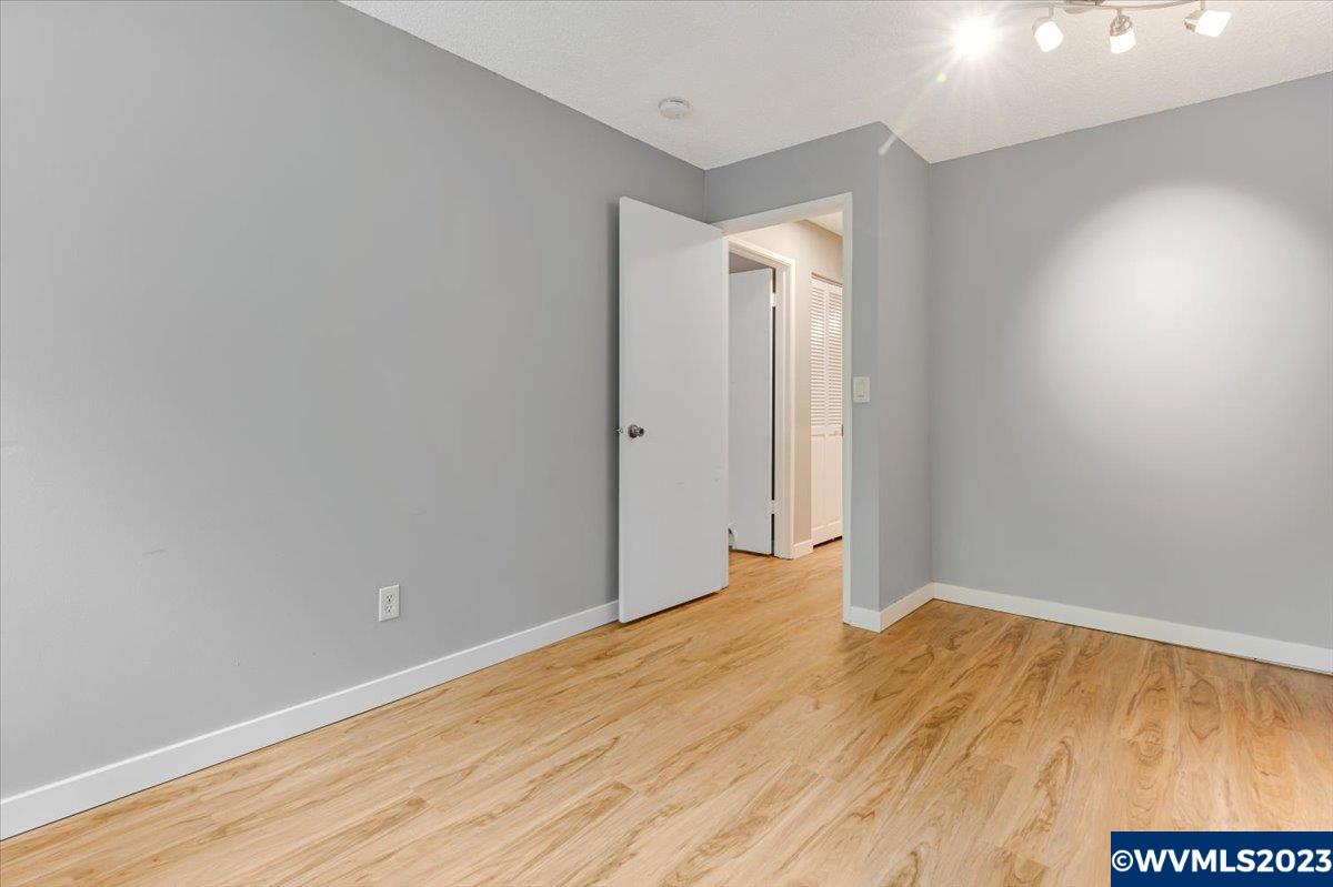 6745 Southwest Scholls Ferry Road Beaverton, OR 97008 - Photo 17 of 29
