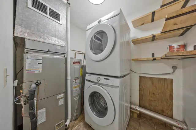 $219,900 | 9819 Blake Road, Wadesville, IN 47638